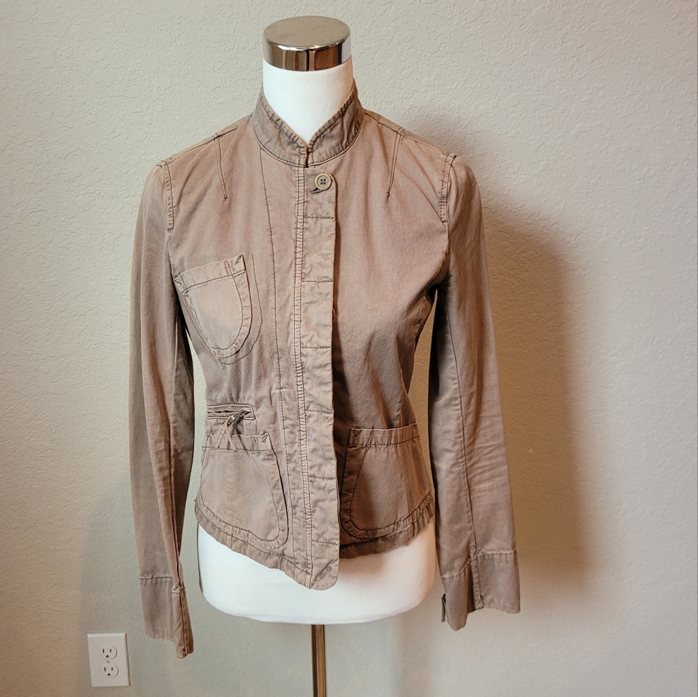 French Connection Fitted tan jacket Size 10 (fits like a US 4)